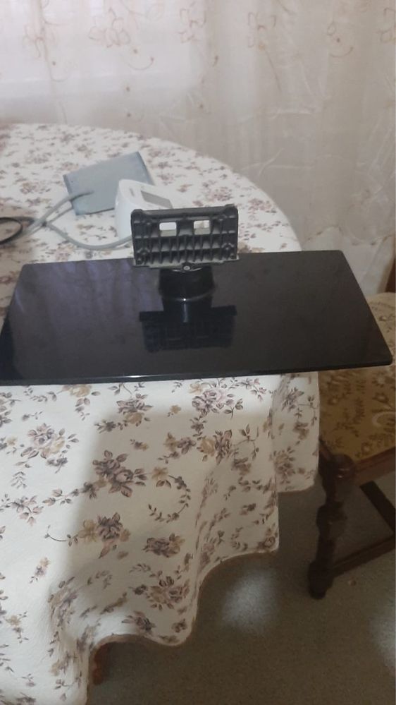 Подставка для телевизора