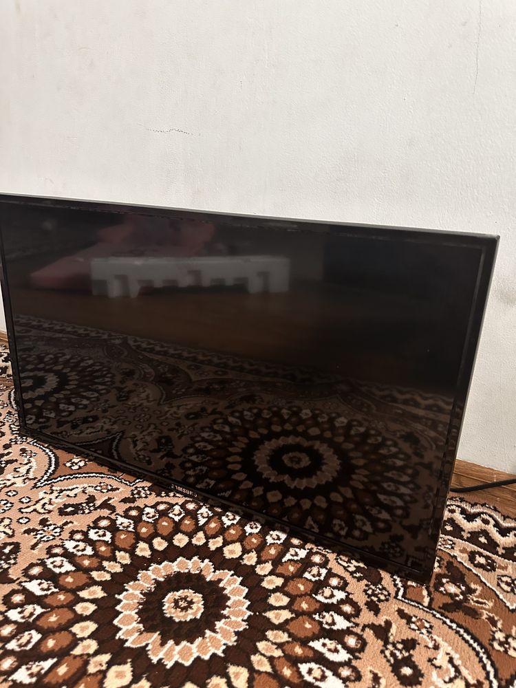 Smart TV 32” yangidek