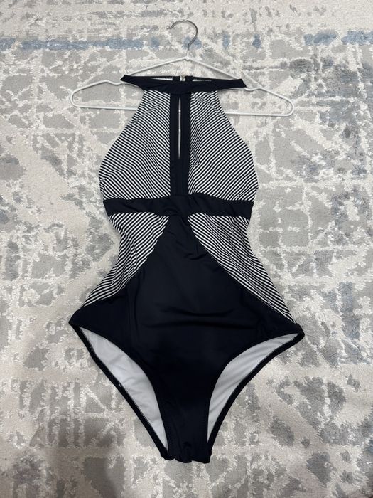 Женский купальник 44 размер