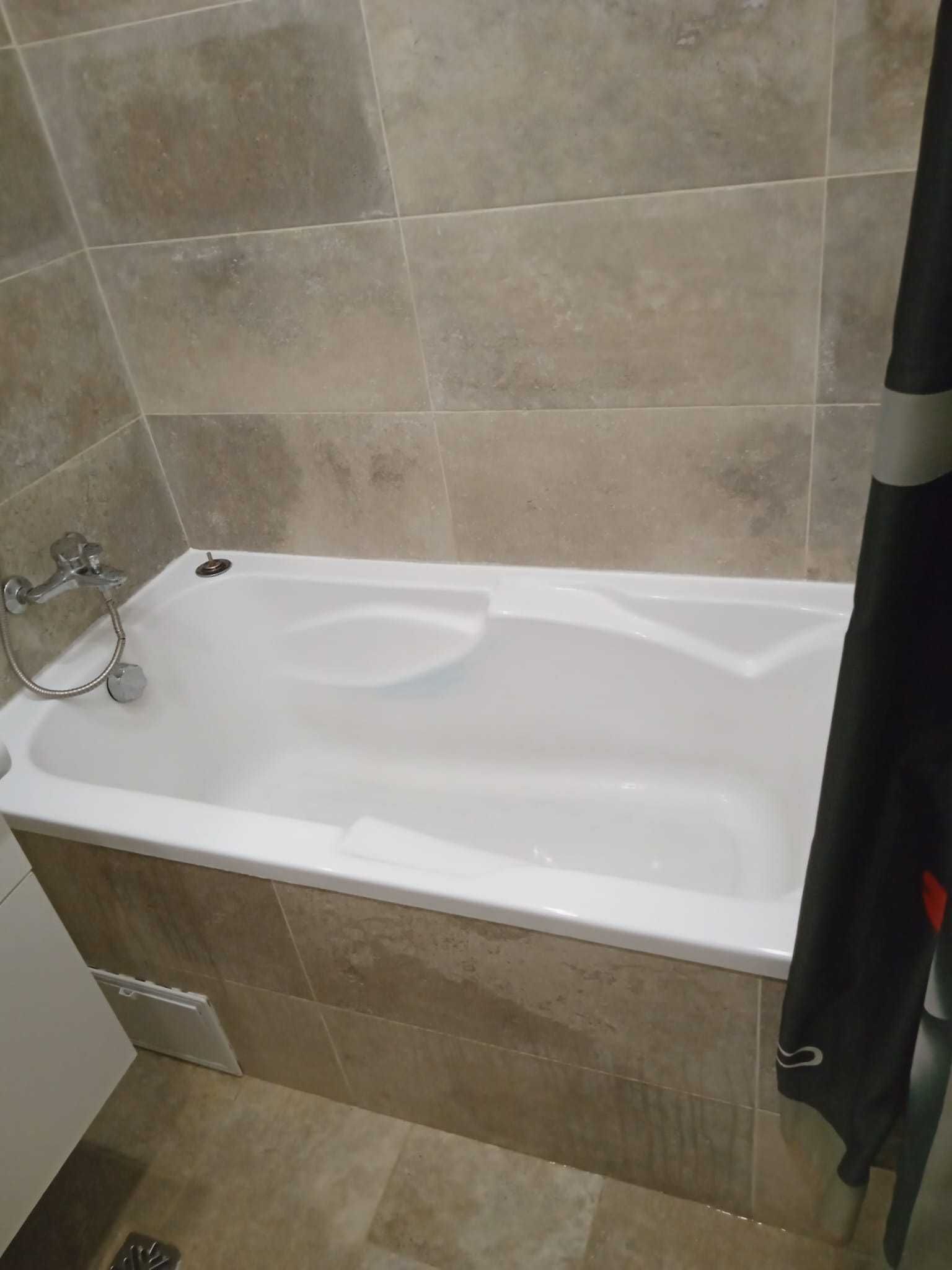 Inchiriez apartament 2 camere militari residence cu parcare