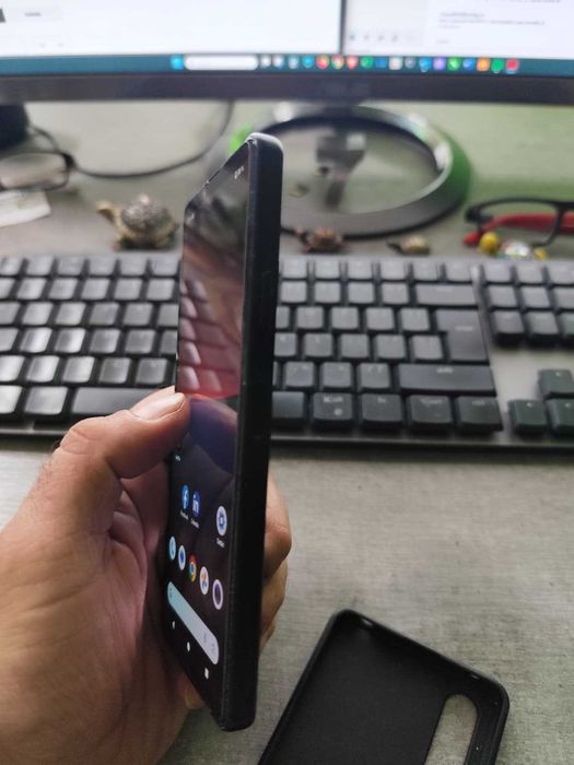 Smartphone  Sony xperia 10 impecabil