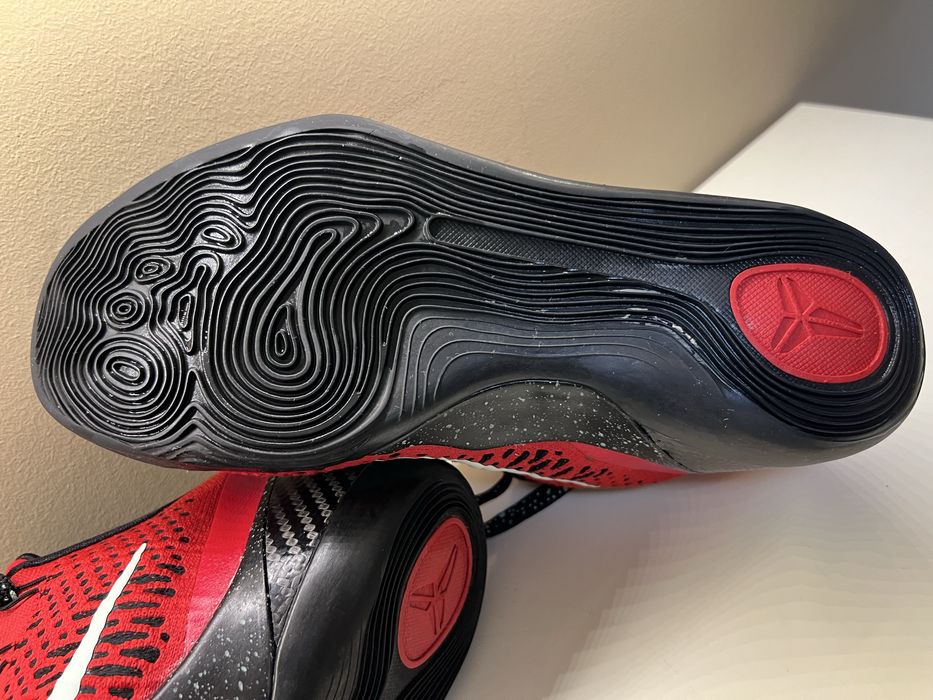 Kobe 9 University Red