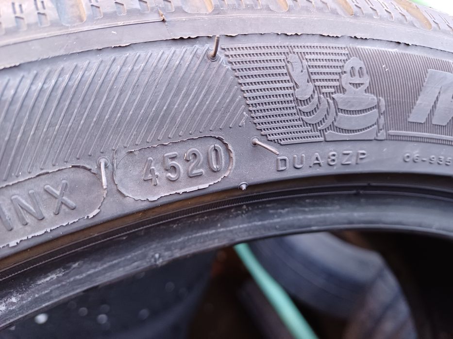 Гуми 225/40/19 Мишелин