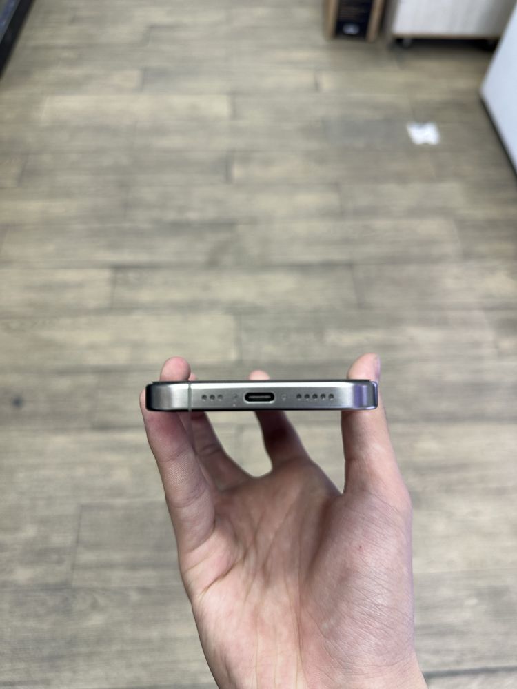 Iphone 15 Pro nasiya savdo bor