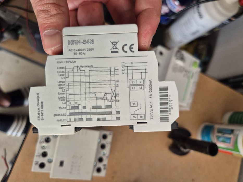 Sistem protecție și monitorizare faze ETI – HRN-54N + Contactor R40-4