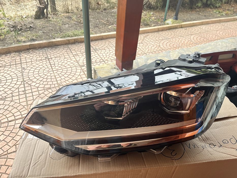 Фар за VW SPORTSVAN FULL LED оборудван!