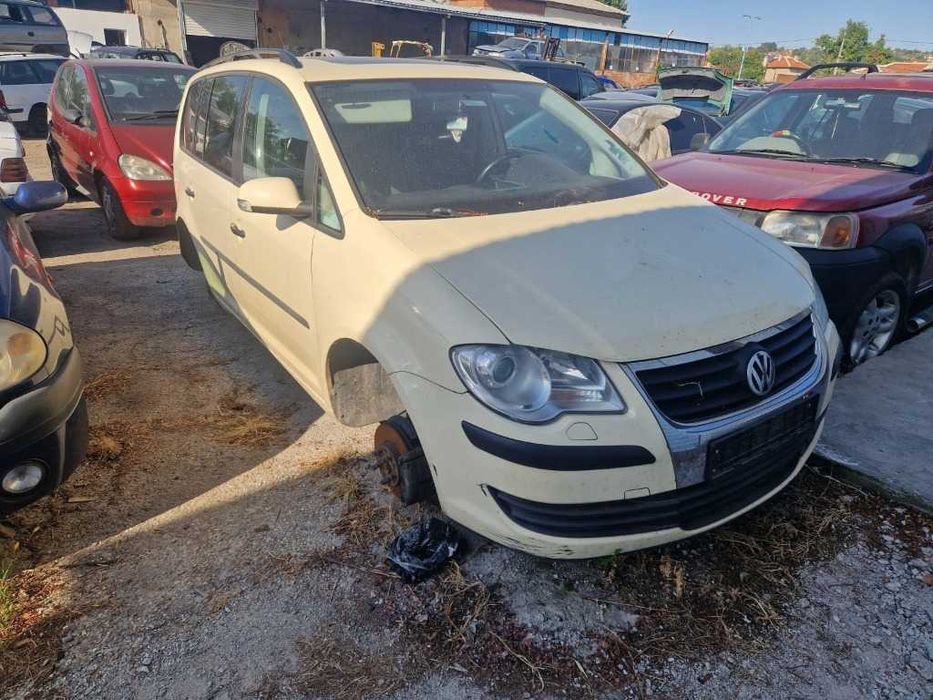 VW Touran 1.9tdi BLS 7ав за части