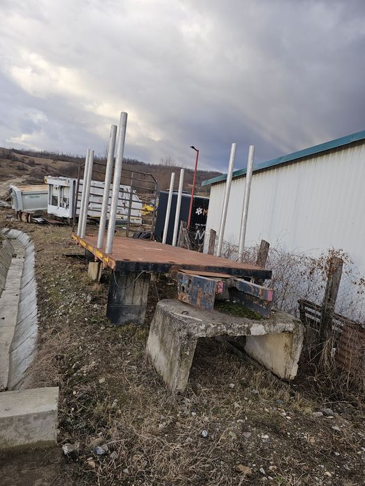 Platforma Forestiera cu racoante