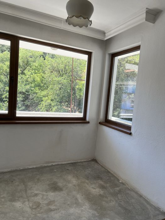 Многостаен с гараж и паркомясто