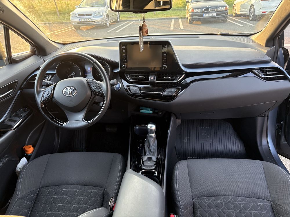 Toyota C-HR 2.0 Hybrid