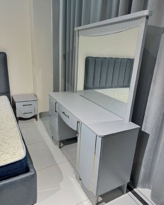 Kamfort spalni garnitur