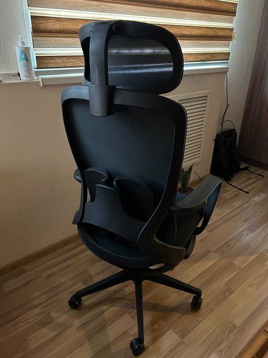 Кресло офисное DAFNA