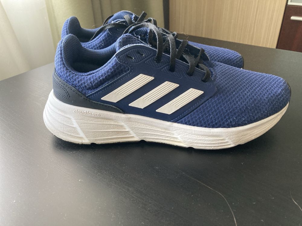 Papuci Adidas panza