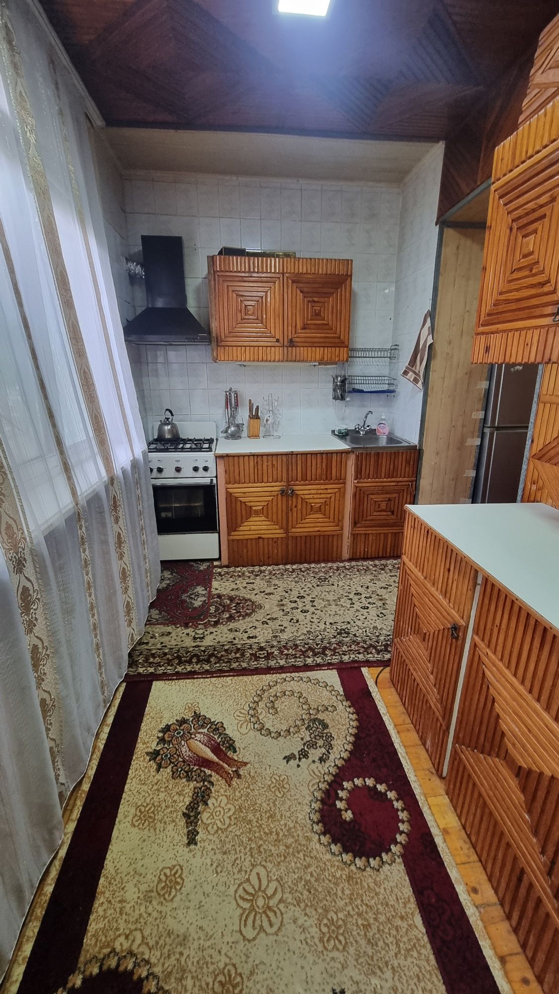 Сдаю свою 2в3/1/4 квартиру на Карасу 2 рядом с Академии Милиции