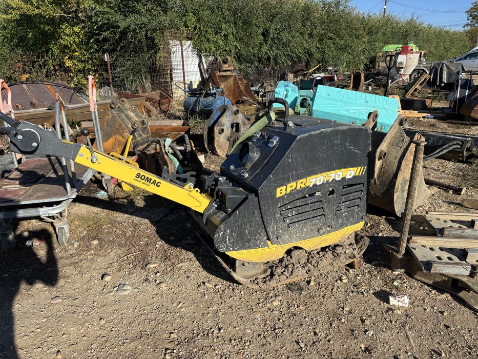 Inchiriez Placa Compactoare 570 kg