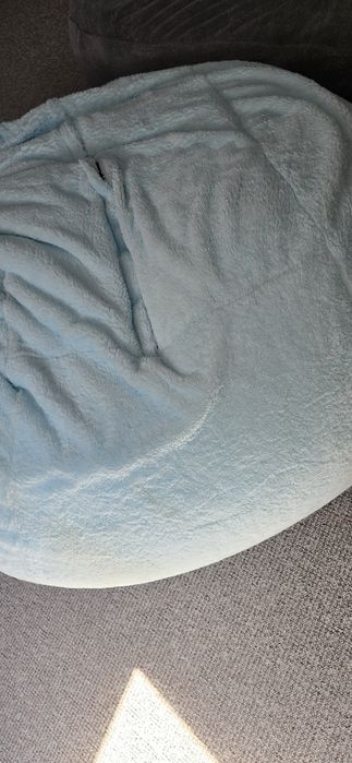 Canapea moale cu husa catifea,tip pat 180×90,noua cu bilute polistiren