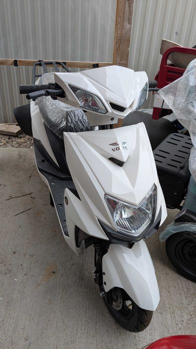 Scuter Electric, 1500W, Fara Permis, autonomie pana la 74 km
