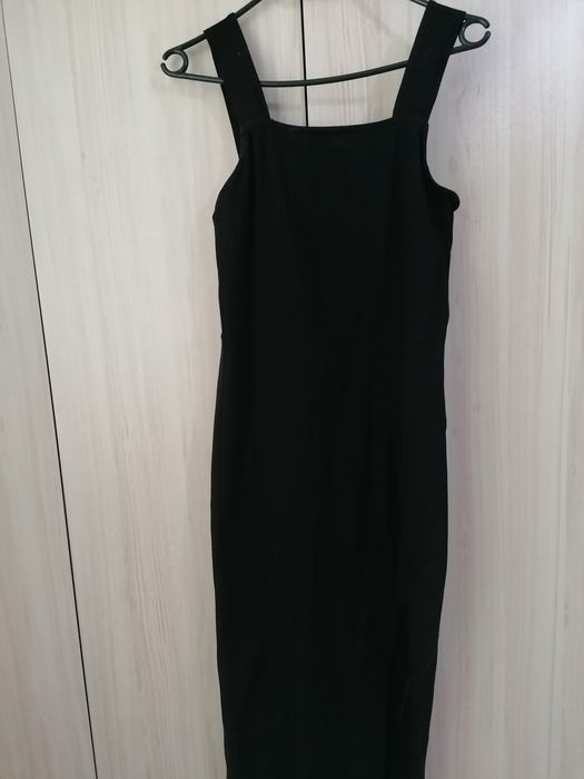 Черна елегантна Рокля