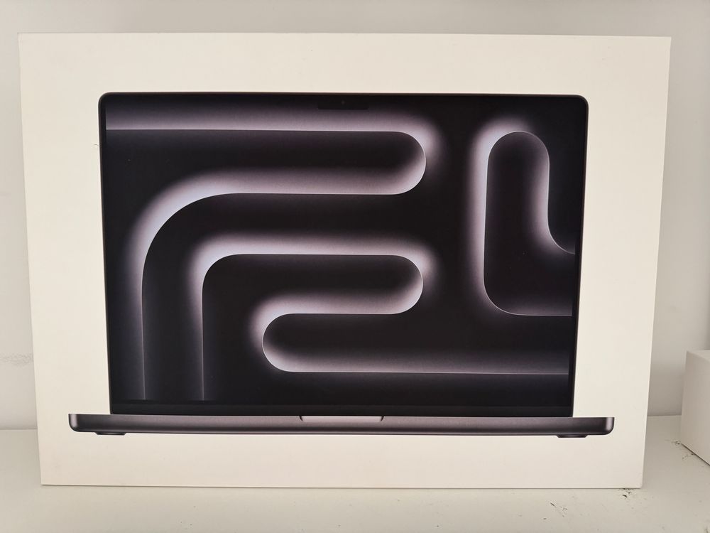 Кутии за MacBook Pro и Air M2, M3, M4 - 13" 15" и 16"