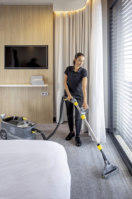 Аренда нового мощного моющего пылесоса Kärcher Puzzi 10/1 в Алматы