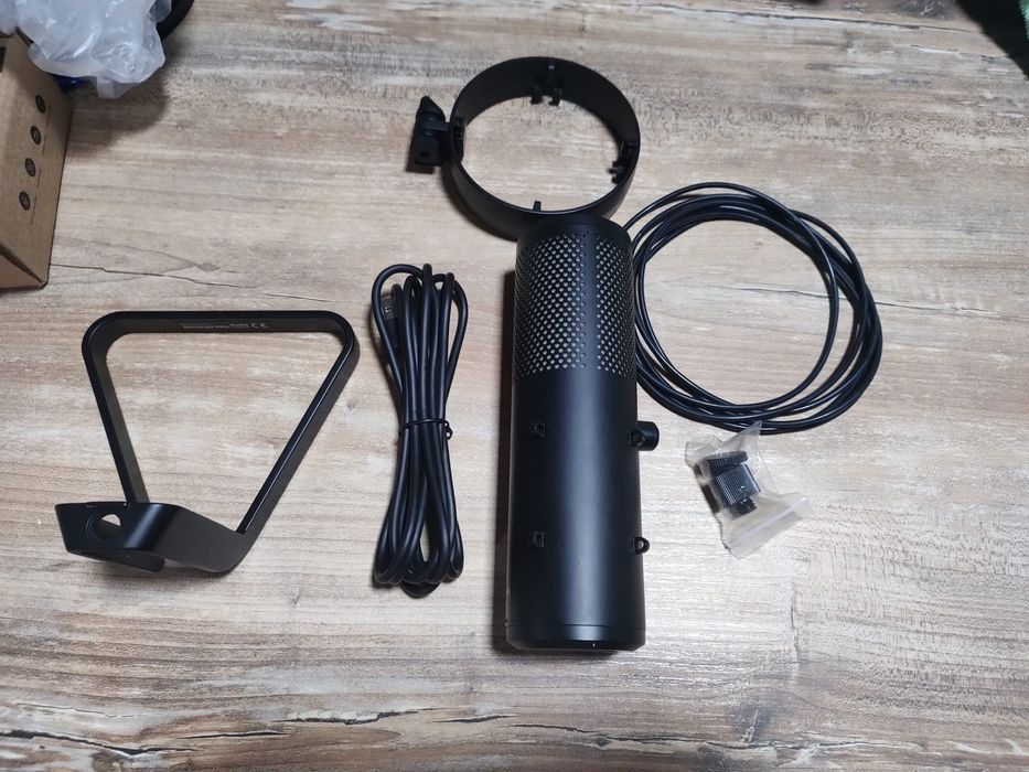 Microfon professional RGB, Newskill Apholos Pro, NEGOCIABIL