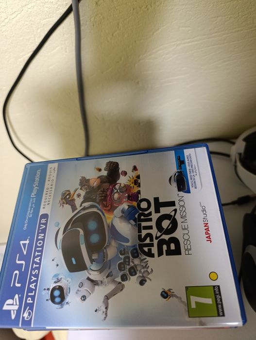 PLAYSTATION 4 комплект