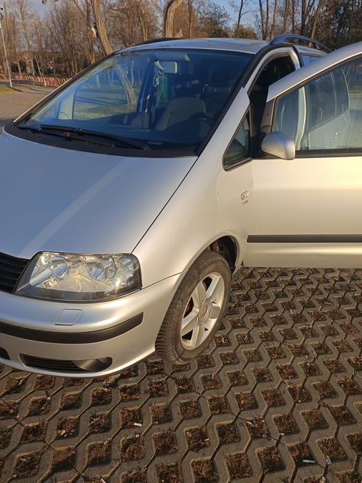 Vând Seat alhambra