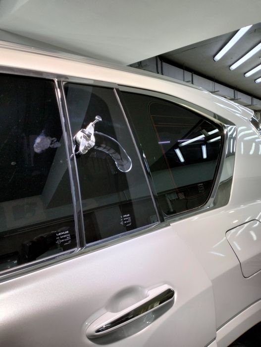 Ремонт лобовых, боковых автостекол