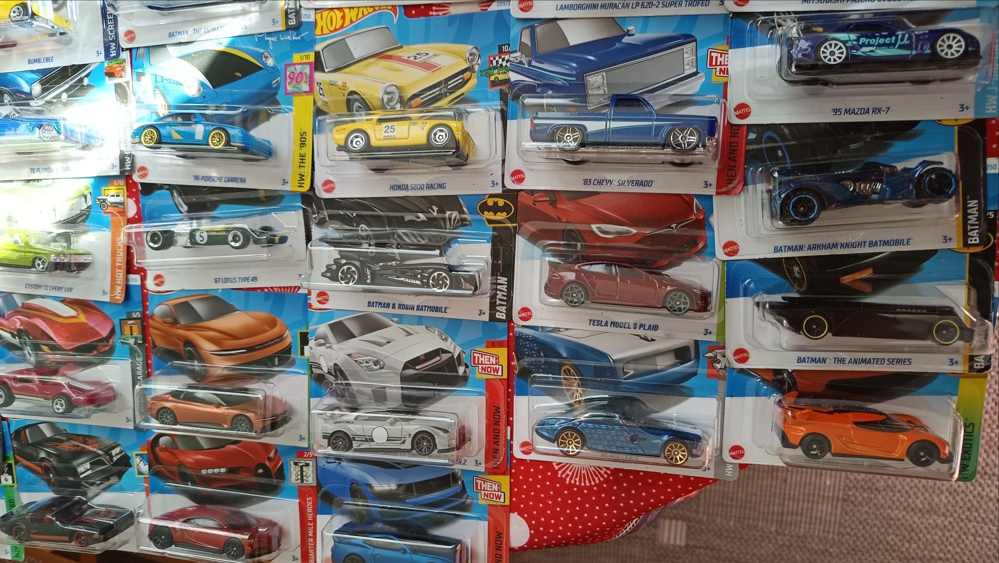 Метални колички Hot wheels