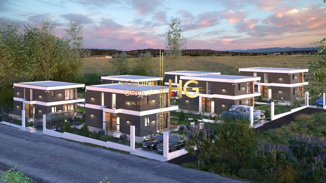 Продава се Къща в с. Звездица, Област Варна - 215 кв.м за 1159 €/кв.м - Снимка #3