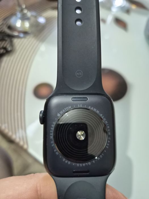 Vand Apple watch SE