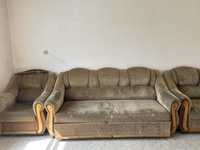 Продам диван с двумя креслами