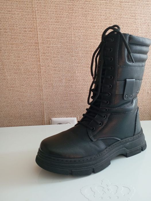 Берцы новые мужские.зима