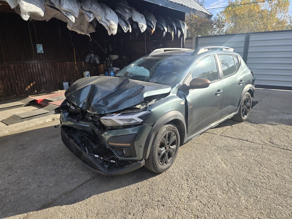 Dacia Sandero Stepway 2023 Extreme 1.0 TCE EGO GPL 6 trepte Avariat