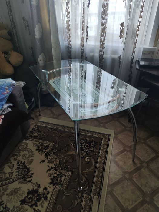 Обеденный столик