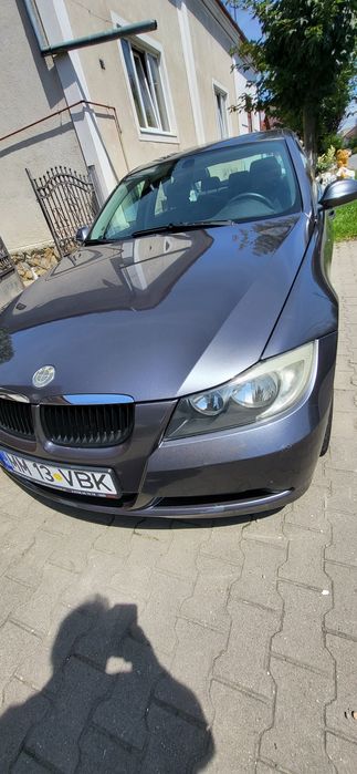 Vand sau schimb Bmw 320 I af 2005 benzina 2L