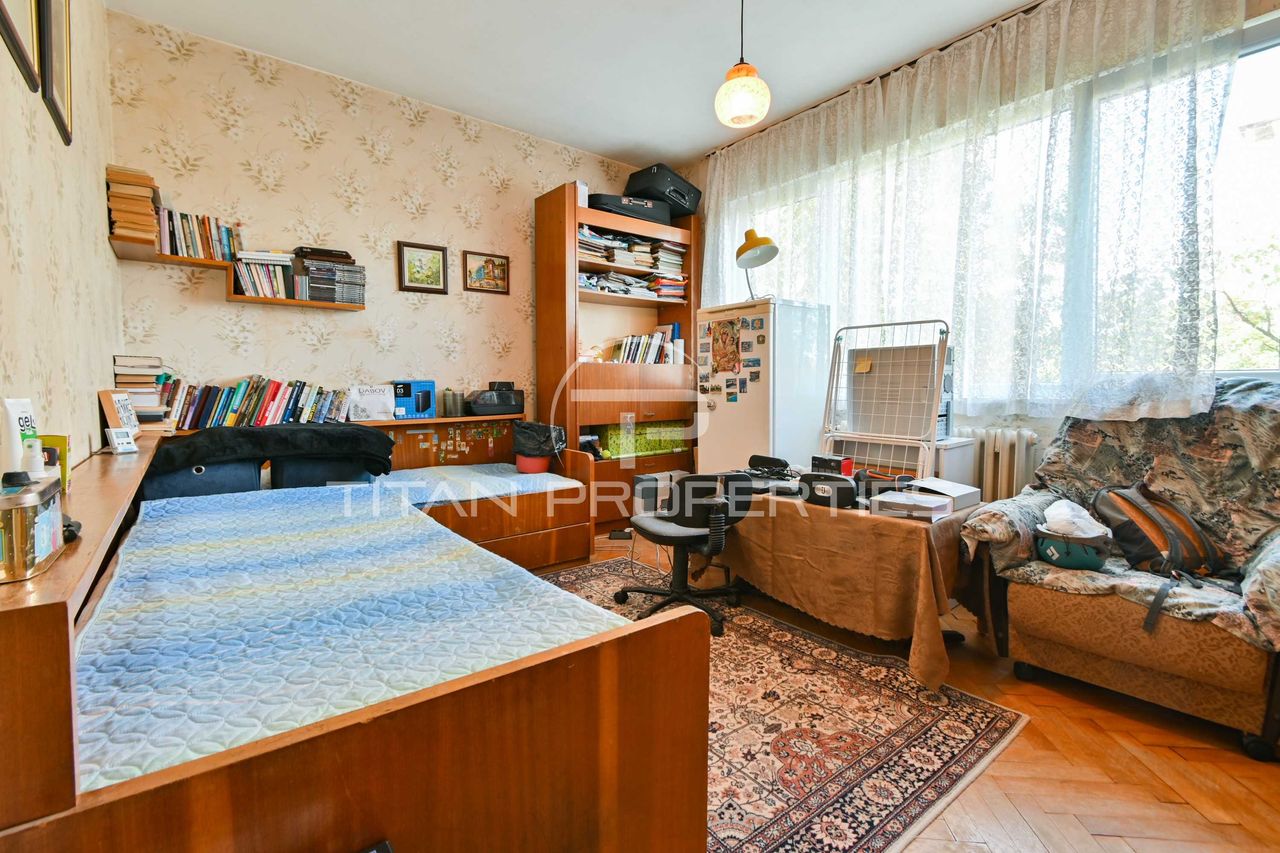 Продава се Двустаен апартамент в София, Гео Милев - 75 кв.м за 3174 €/кв.м - Снимка #2