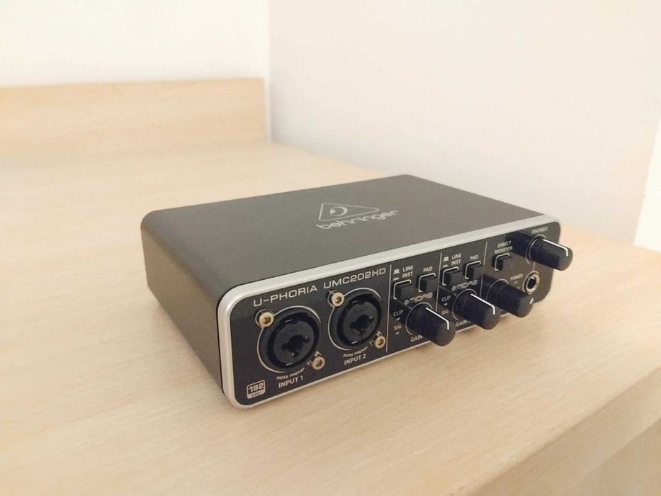 Звукова карта Behringer U-Phoria UMC202HD