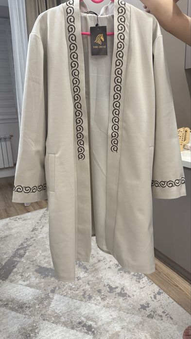 Продается Новый национальный мужской Шапан