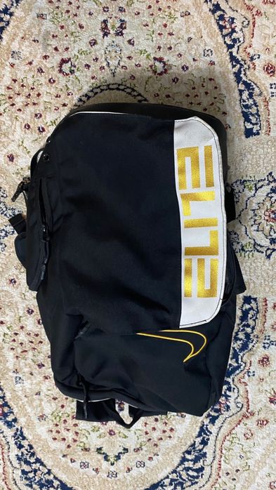 Elite рюкзак новые за хорошие деньги
