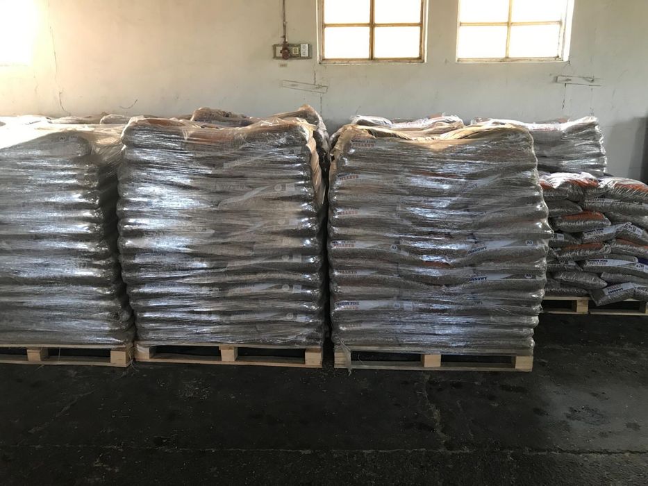 Vând PELEȚI ȘI BRICHETE cel mai mic pret