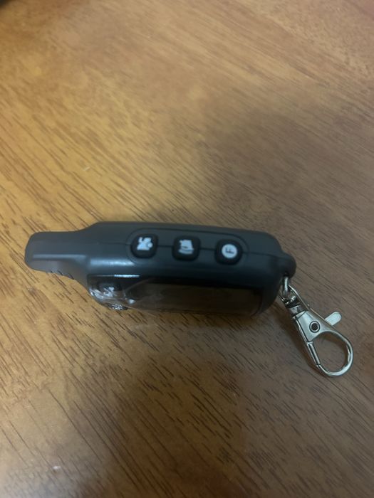 Брелок сигнализации TAMAHAWK 9020