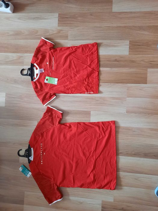 Tricou nou fotbal 116-122 cm si 12-13 ani