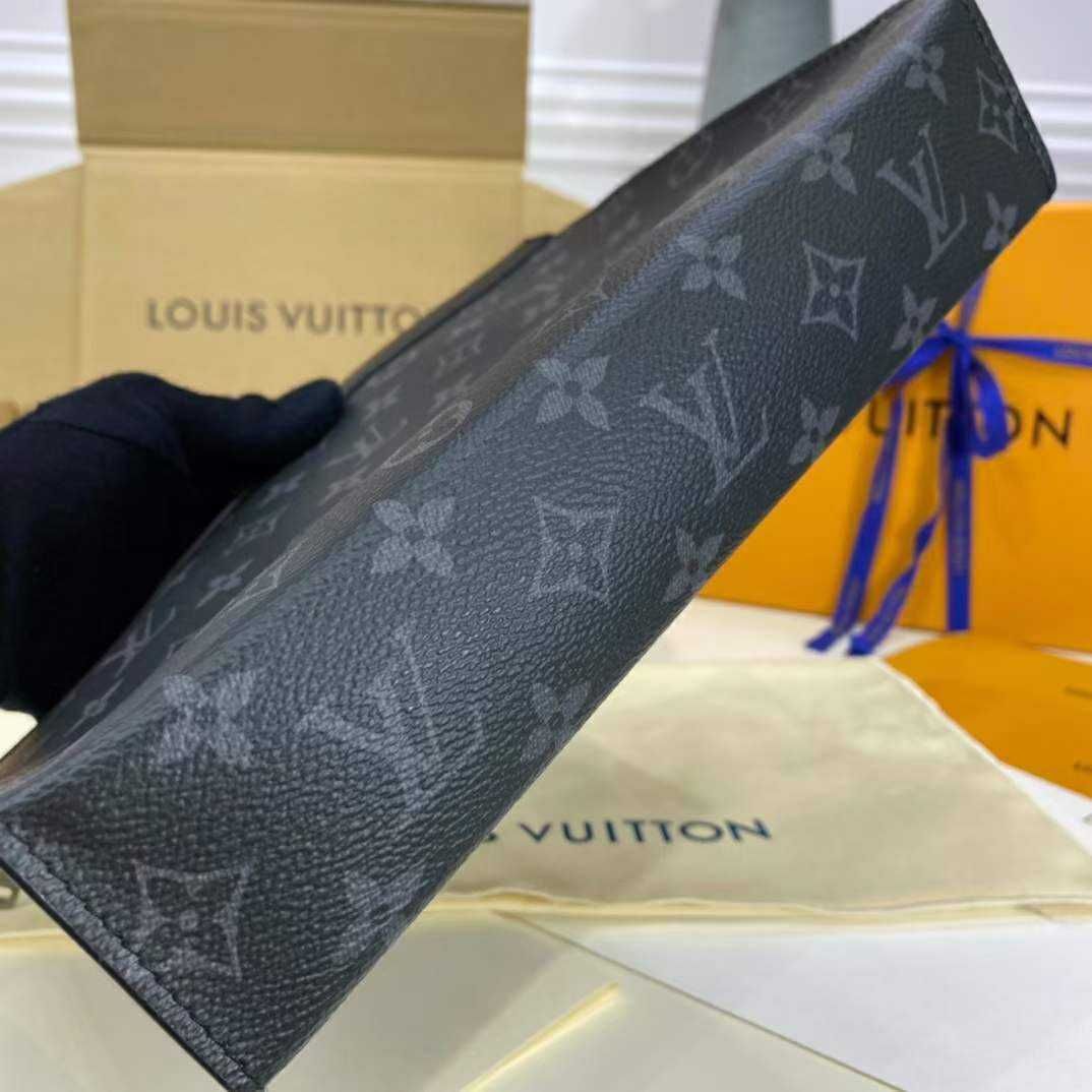 чанта Louis Vuitton Pochette Voyage