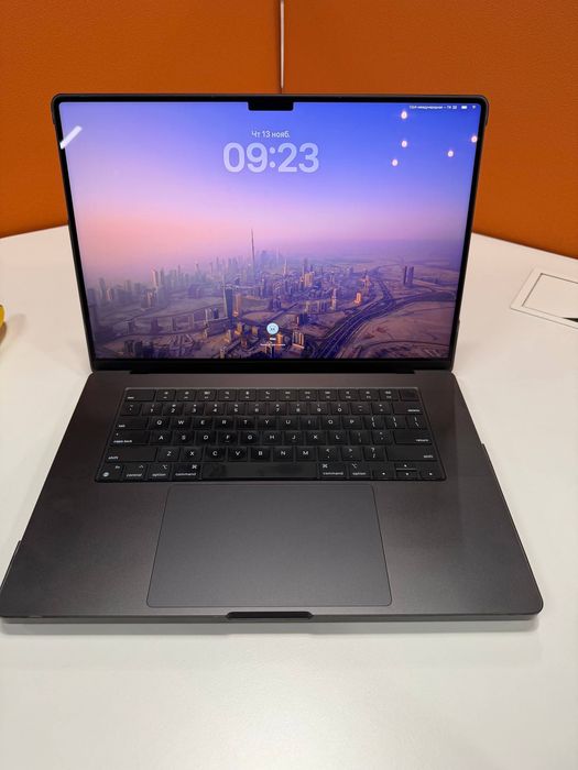 MacBook Pro 16" M4 Pro 24/512