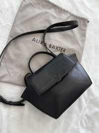 Стилна черна дамска чанта Alix & Baxter