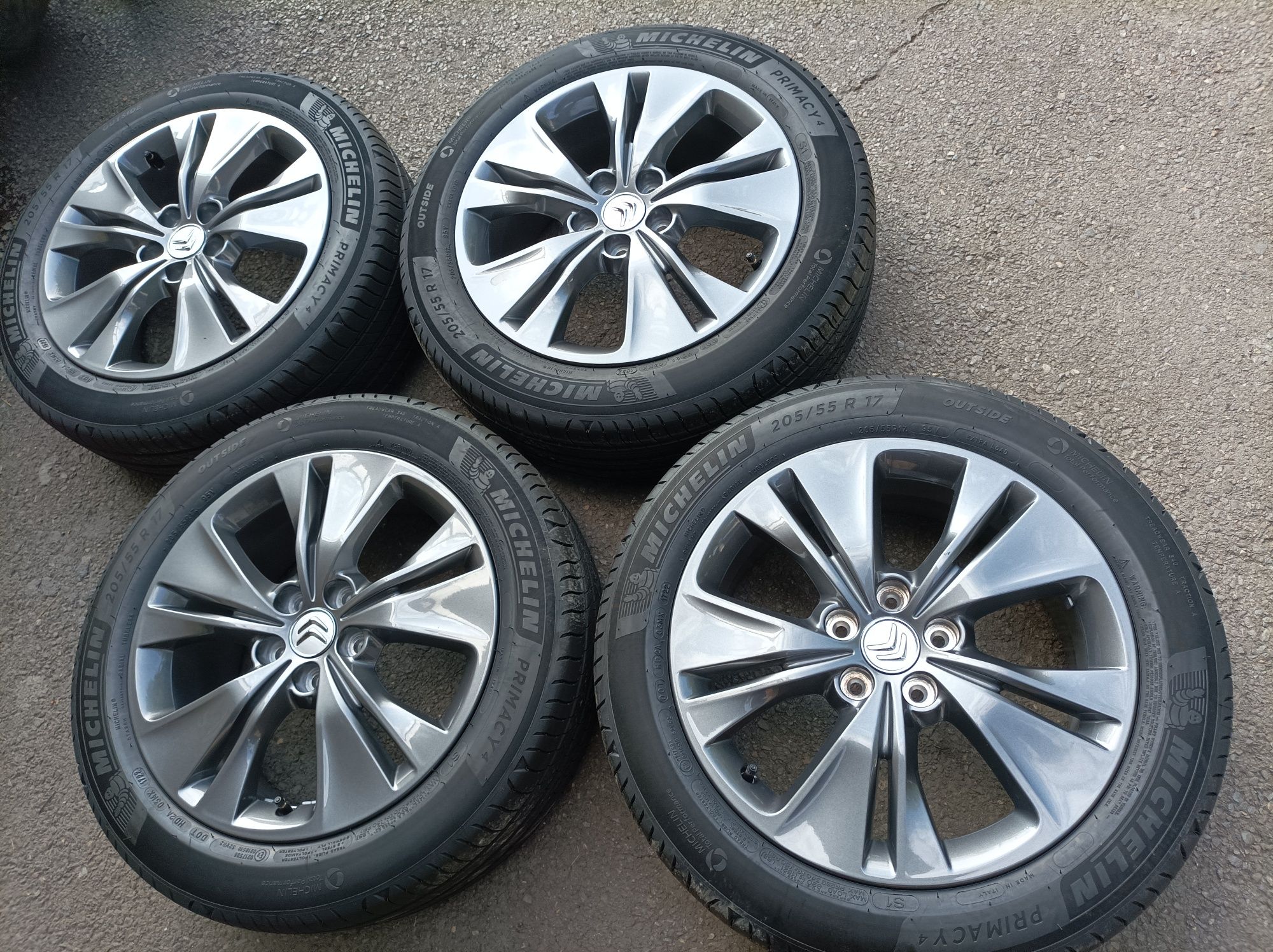 17" оригинални алуминиеви джанти за Citroen/Peugeot.