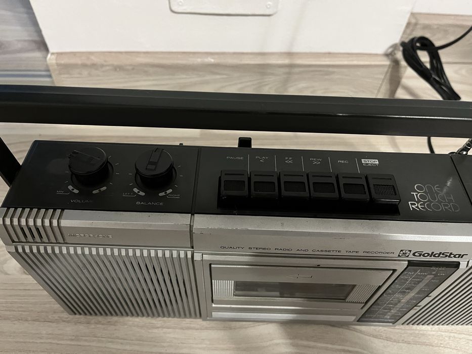 Radio casetofon GoldStar TSR 502