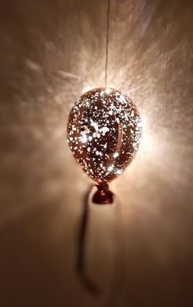 Стъклен балон с вградено ЛЕД осветление