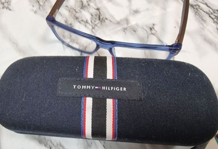 Tommy Hilfiger Уникални рамки